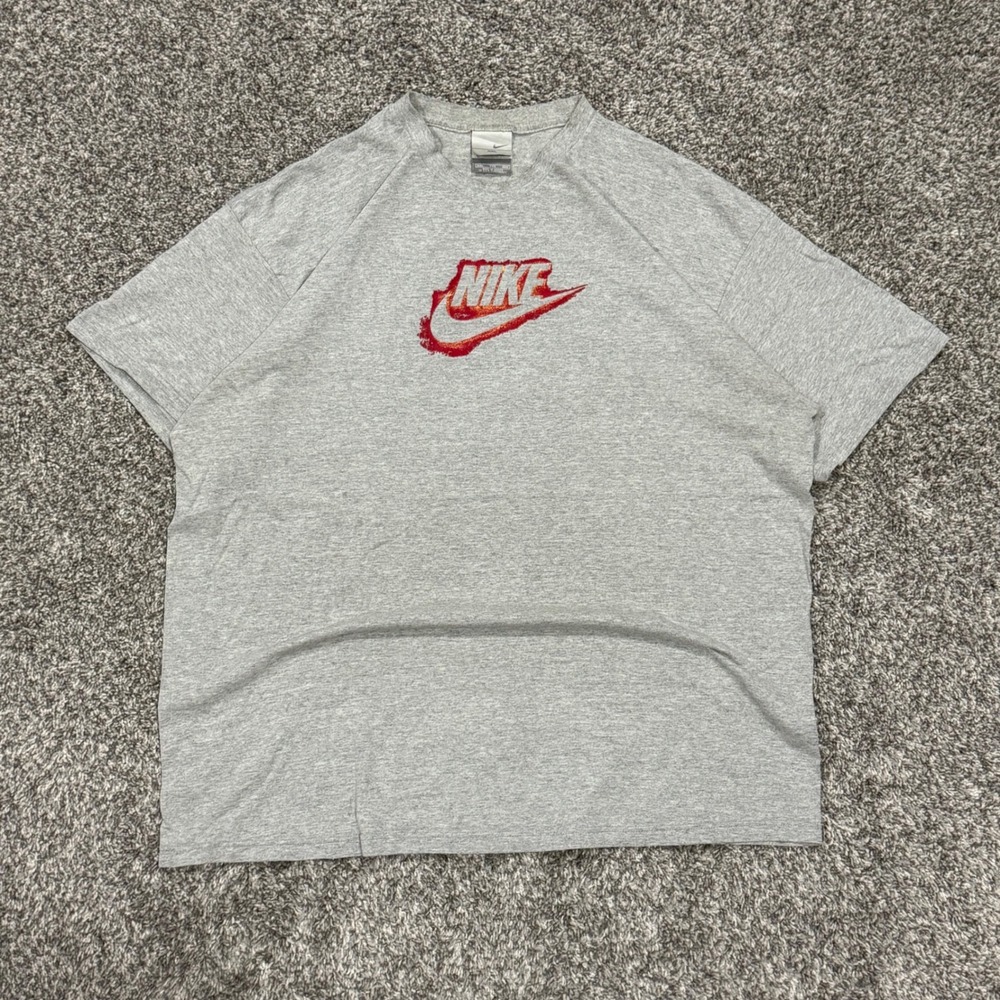 Vintage Y2K Nike Flames T-Shirt Mens XXL Gray Distressed Swoosh Logo Silver Tag